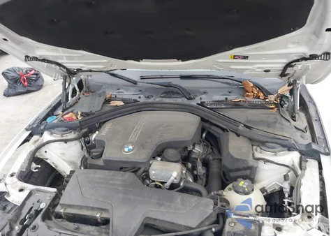 2018 BMW 320I z USA, uszkodzony, nr VIN WBA8E1G54JNU88950